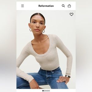 Reformation Paige ribbed scoop neck top - size M